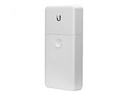 Ubiquiti UBIQUITI N-SW Ubiquiti NanoSwitch Outdoor GbE 24V 1xPoE-In, 3xPoE-Out Passthrough Switch