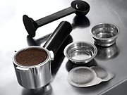 De’Longhi Dedica Style EC 685.W Semi-auto Espresso machine 1.1 L