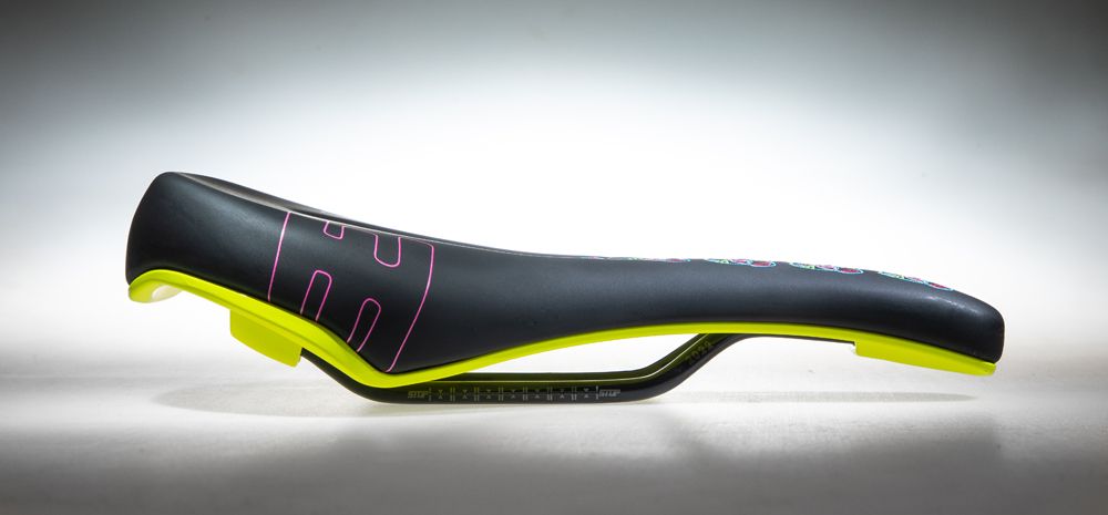 Sa Montegrappa YOUNG 1650, Piele, size 24, 250x140mm, 250 grame, Rosu