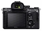 α7 III CU SENZOR DE IMAGINE FULL FRAME DE 35 MM