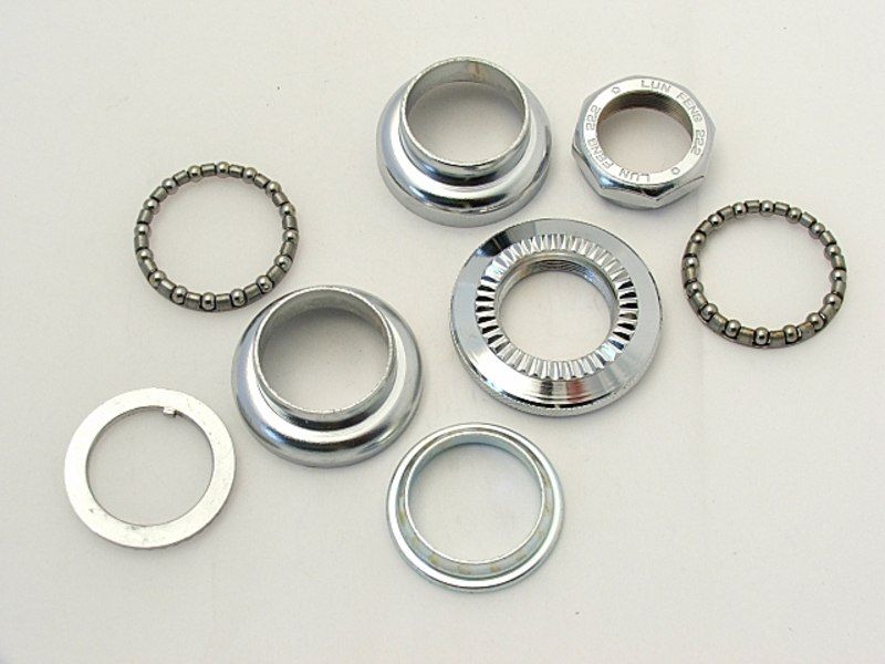 GARNITURA GHIDON 2 ARGINTIU