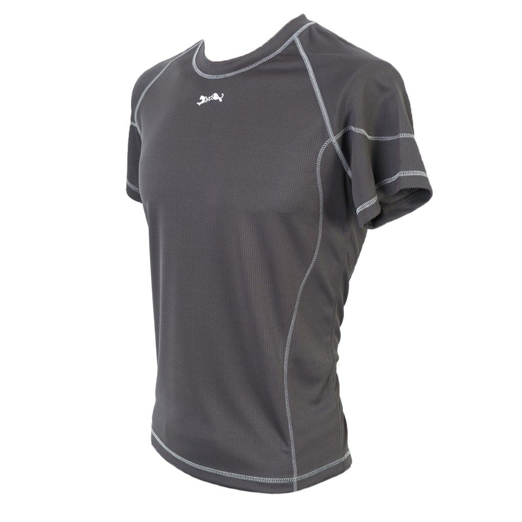 Tricou din tesatura COOLMAX, ideal in sezonul cald, tesatura speciala Coolmax combina perfect transferarea transpratiei de pe piele pe suprafata exterioara a materialului si uscarea rapida, creand in acelasi timp o senzatie placuta de racoare, testate in c