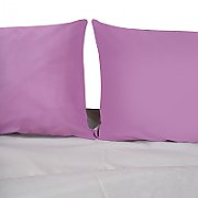 King Size bed set, 2 colors design, made of 100% cotton, density 144TC. Product dimensions: 2 pillow covers 50x70 cm, duvet cover sheet 200x220 cm, flat sheet 220x240 cm.