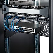 2U 22IN FIXED RACK MOUNT SHELF/.