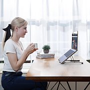 LAPTOP STAND WITH USB 4-PORT/HUB