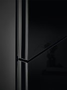 Refrigerator-freezer ELECTROLUX LNT7ME36K2