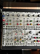 Behringer EP2000 Wzmacniacz mocy stereo