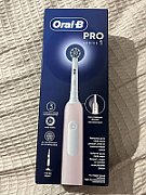 Oral-B Electric Toothbrush Pro Series 1 Cross Action For adults Rechargeable Pink Number of brush heads included 1 Number of teeth brushing modes 3
