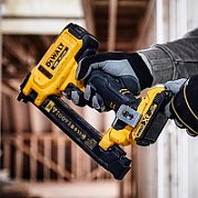 DEWALT Stapler 18V model DCN701D2 with 2x2.0Ah batteries