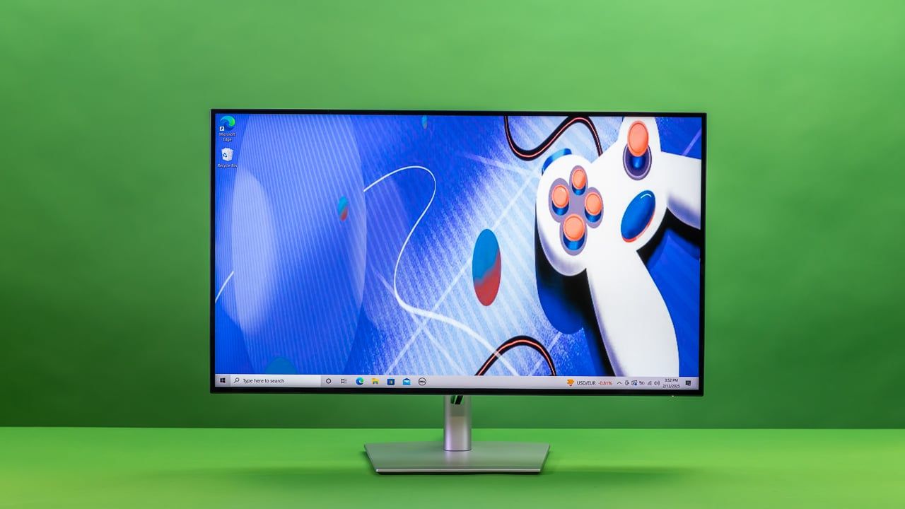 Monitor LED Dell U3225QE, 31.5 , 4K UHD 3840x2160, 16:9, 120Hz, IPS, Flicker, 450 cd/m2, 3000:1, 178/178, 8ms/5ms, HDMI, DP, USB-C, Thunderbolt Hub, RJ45, KVM, Audio-out, Height, Pivot, Tilt, Swivel