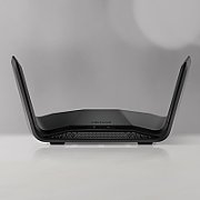 NETGEAR Nighthawk RAXE300 router wireless Gigabit Ethernet Tri-band (2.4 GHz / 5 GHz / 5 GHz) Negru