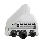 Mikrotik CRS504-4XQ-OUT switch-uri Gestionate L3 Fast Ethernet (10/100) Power over Ethernet (PoE) Suport 1U Alb
