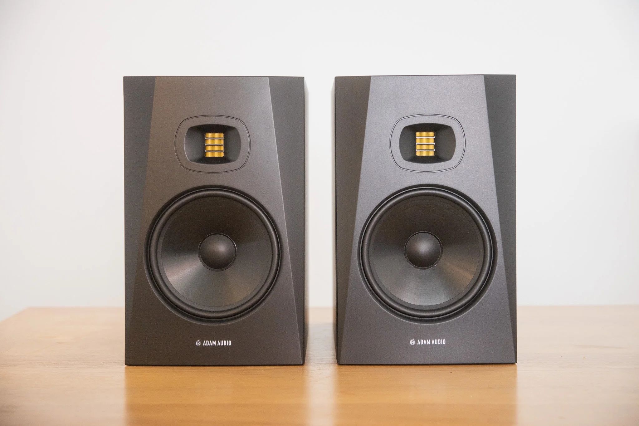 Adam T8V Black