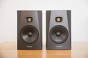 Adam T8V Black