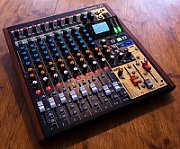 Tascam Model 12 12 channels 20 - 20000 Hz Black  Wood