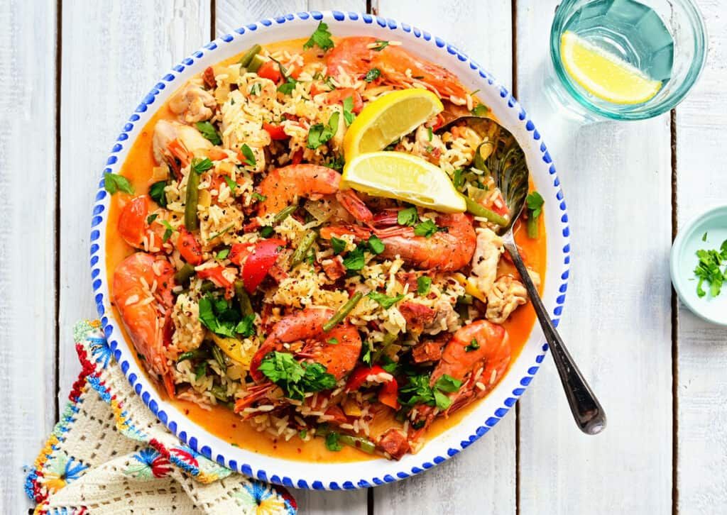 Dish (811) paella with chicken and shrimps 130g MX3