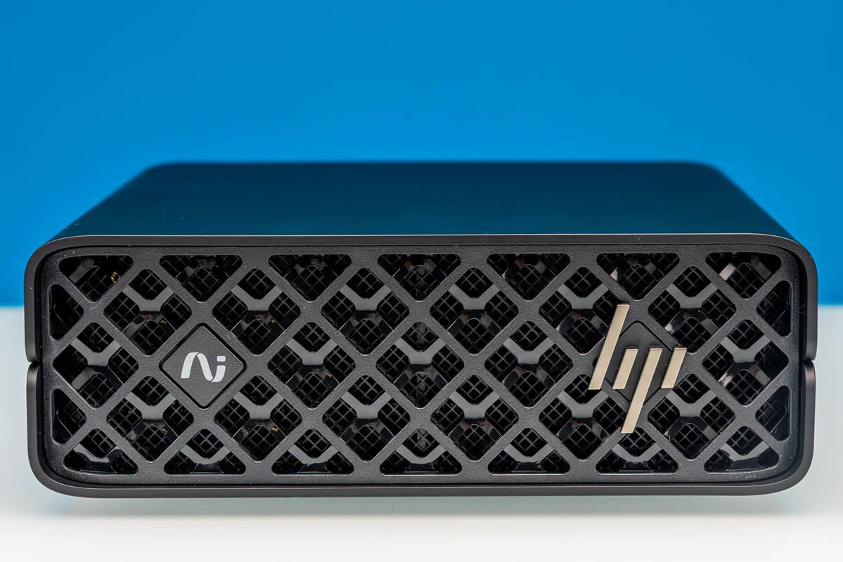 Desktop PC HP ZGX Nano G1n AI, nVidia GB10 (20 C / 20 T), 128 GB RAM, 2 TB SSD, Nvidia GB10, nVidia DGX OS